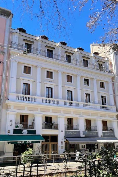 Appartement Grazioso à Milan Extérieur photo